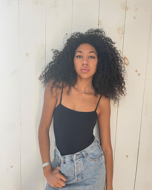 Aoki Lee Simmons Net Worth, Age, Boyfriend, Height, and more